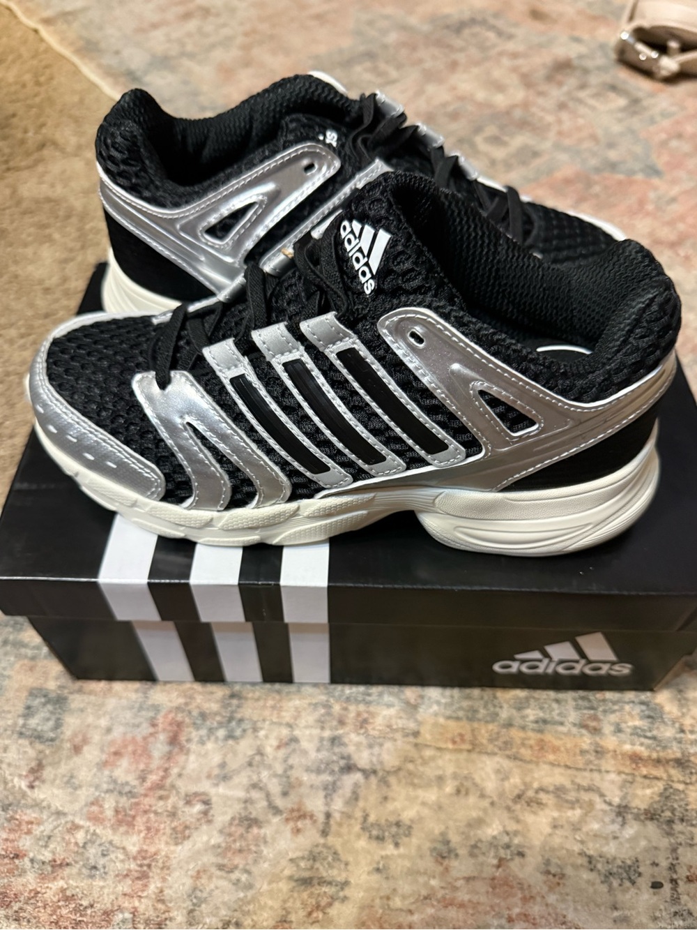 ADISTAR CONTROL 5 ELASTIC LACE SHOES